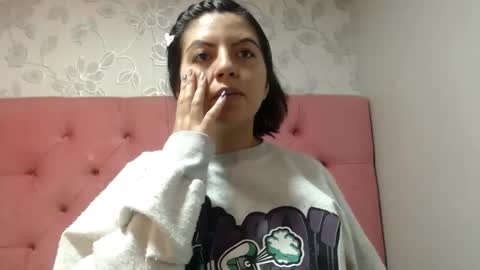 Isa online show from December 16, 2:41 am