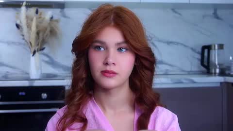 lina online show from January 10, 11:04 am