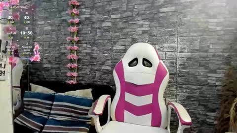 KAROLL online show from December 18, 12:44 pm