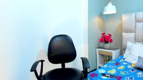 Karolyn online show from December 24, 3:49 am