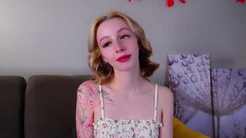 Angel online show from February 25, 12:09 pm