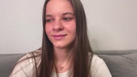 Lia online show from March 24, 4:35 pm