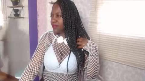 karooll_smit online show from October 23, 12:17 pm