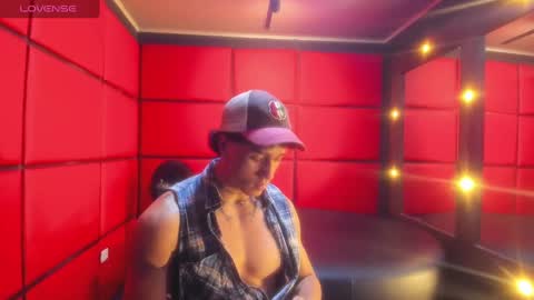 ---Kary--- online show from March 9, 4:27 am