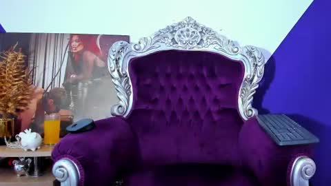 Miss K. online show from July 28, 4:10 am