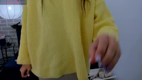 kat__cat online show from December 18, 2:29 am