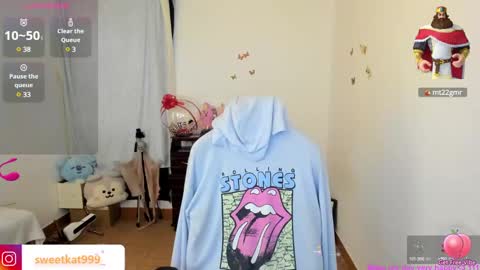 Snapshot of kat_ly_chan chatting on January 31, 6:47 pm Kat online show from January 31, 6:47 pm