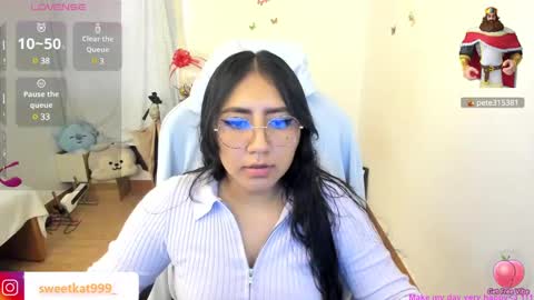 Snapshot of kat_ly_chan chatting on February 11, 3:51 pm Kat online show from February 11, 3:51 pm