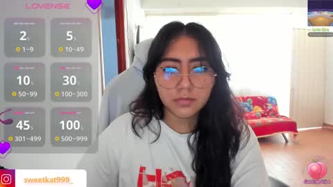 Snapshot of kat_ly_chan chatting on March 10, 5:07 pm Kat online show from March 10, 5:07 pm