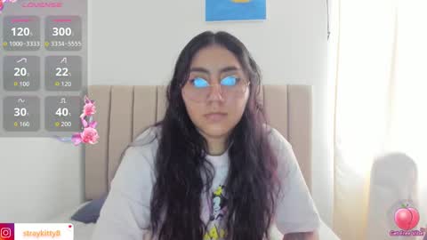 Snapshot of kat_ly_chan chatting on October 27, 8:53 pm Kat online show from October 27, 8:53 pm