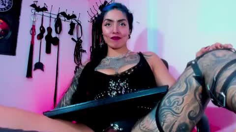 Kat online show from June 16, 1:53 am
