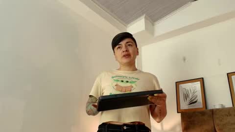 kat paradisse online show from February 18, 11:54 am