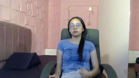 Katalina online show from December 2, 10:30 pm