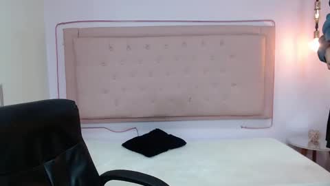 kate online show from September 12, 3:41 am