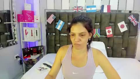 kate_roose online show from July 4, 8:45 pm