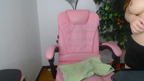 Kate online show from October 31, 9:59 pm