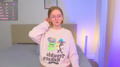 katebunnys online show from February 17, 10:14 am