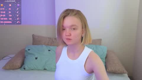 katebunnys online show from February 26, 11:24 am