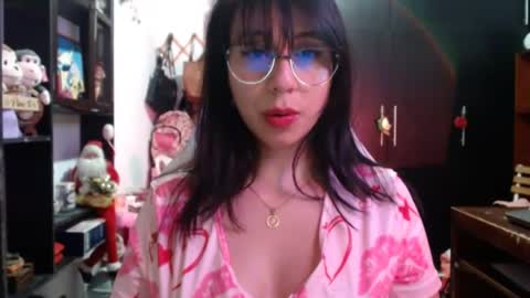 Kateeen18 online show from June 18, 5:02 am