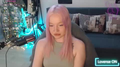 Lisa online show from November 3, 12:17 pm