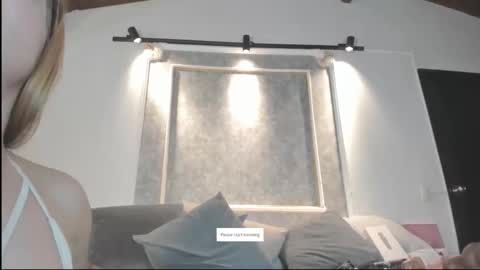 kateryn_lujan online show from June 6, 7:20 pm