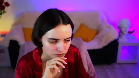 katewillows online show from March 5, 7:28 am