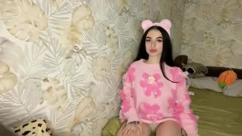 katherineandtrevor online show from February 18, 4:36 pm