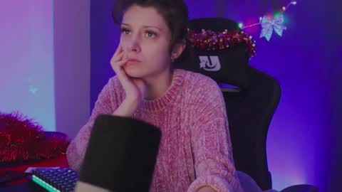 Snapshot of kathleen_frost chatting on December 25, 5:37 am kathleen_frost online show from December 25, 5:37 am