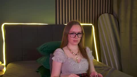 Kathy online show from November 8, 3:37 pm