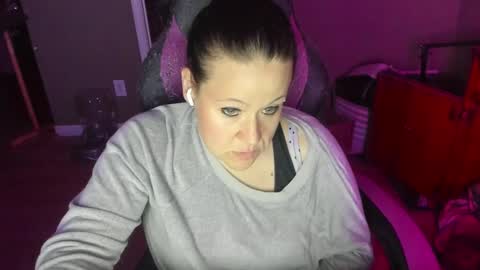 Katie online show from January 24, 2:28 am