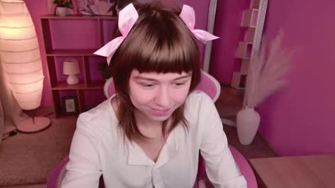 Katie online show from November 25, 4:39 pm