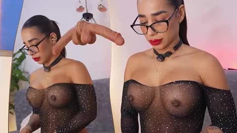 Katie online show from March 10, 11:03 am