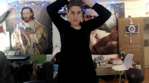 Katie online show from December 11, 5:32 am