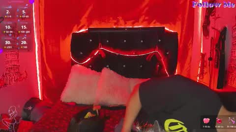 SHARON  KATIEE online show from November 14, 1:57 pm