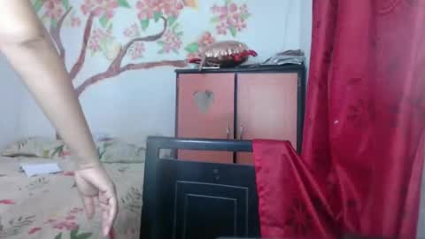 katiusca_horny2 online show from March 25, 9:38 am