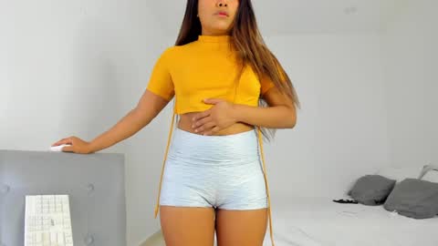 Follow me on instagram and twitter as correaktnees online show from February 1, 6:54 am