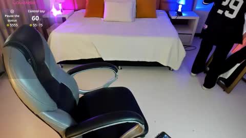 Katnia and Marcuz online show from October 4, 12:03 pm