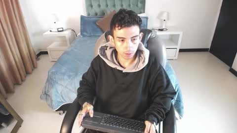 Katnia and Marcuz online show from February 18, 12:17 pm