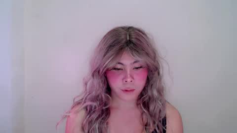 kat online show from February 25, 9:02 am