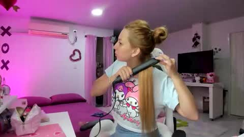 Katrin  online show from January 12, 5:31 pm