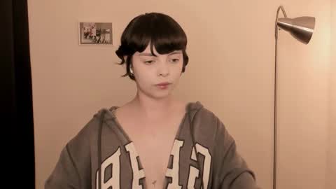 katsuro online show from February 21, 9:18 pm