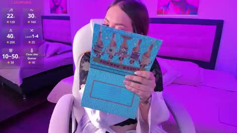 katte_adams online show from December 2, 1:09 pm