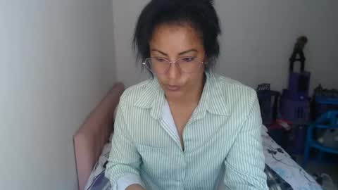 KattleyaGrey online show from July 28, 3:21 pm