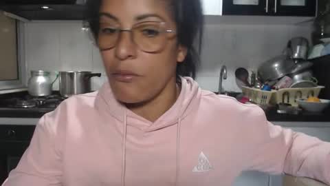 KattleyaGrey online show from January 7, 7:41 pm