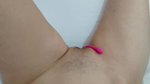 Snapshot of kattrinah_nikitta chatting on October 17, 12:53 pm nikitta online show from October 17, 12:53 pm