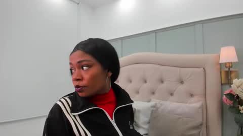 Katty Withe online show from December 18, 3:35 am