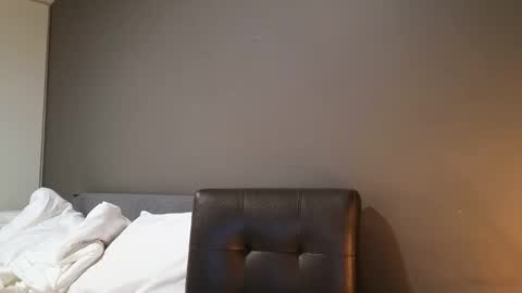 KatuhaX online show from December 21, 7:53 pm