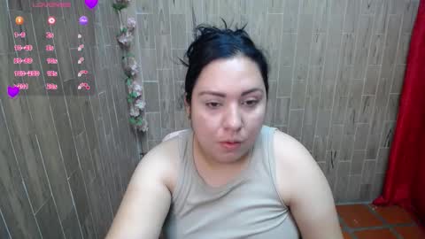 Snapshot of katy2425 chatting on October 7, 4:41 am Katy online show from October 7, 4:41 am