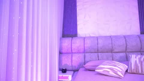 Katy online show from December 14, 12:00 pm