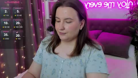 Kate online show from June 7, 7:35 am